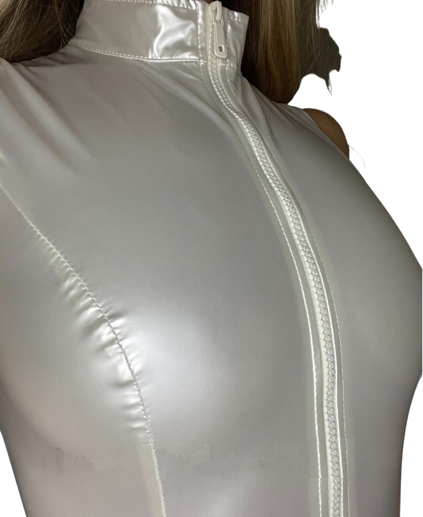 kombidress lakirovannyy belyy derzkaya stella xs s molniya na vse telo 78340474276153.jpg